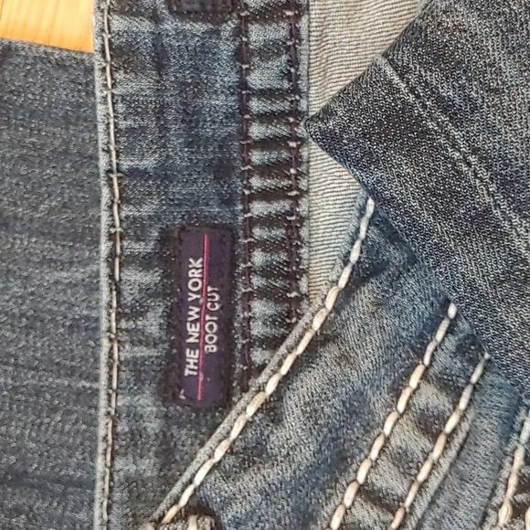 Vigoss Boot Cut Jeans - Picture 5 of 5